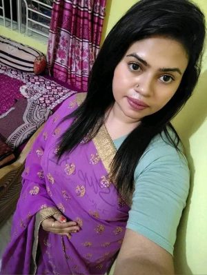 খুবই ইনোসেন্ট এবং ভদ্র মেয়ে (Available Now In Dhaka City)